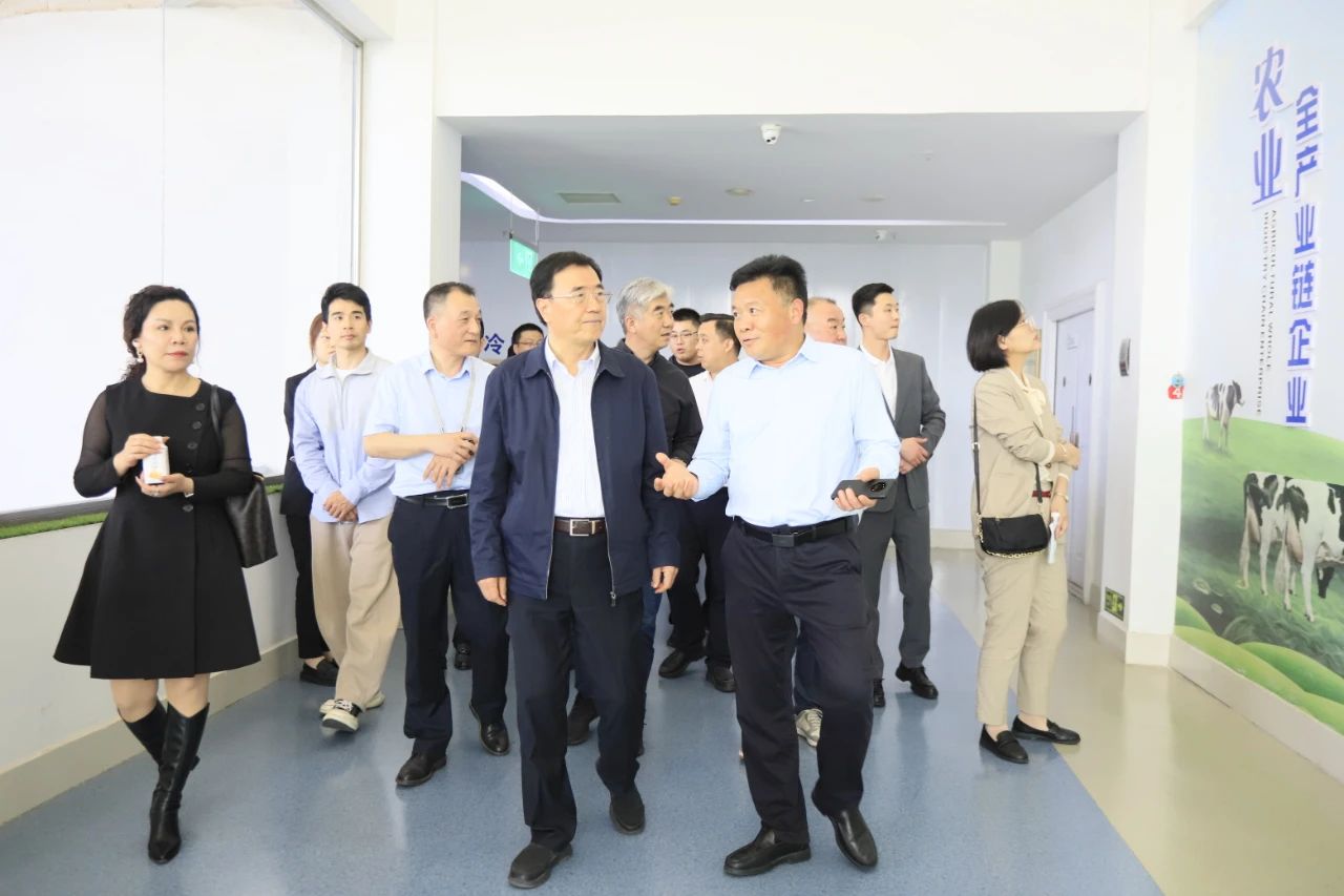 河南省2024國(guó)家“學(xué)生飲用奶計(jì)劃”推廣工作推進(jìn)會(huì)在鄭州成功舉辦！
