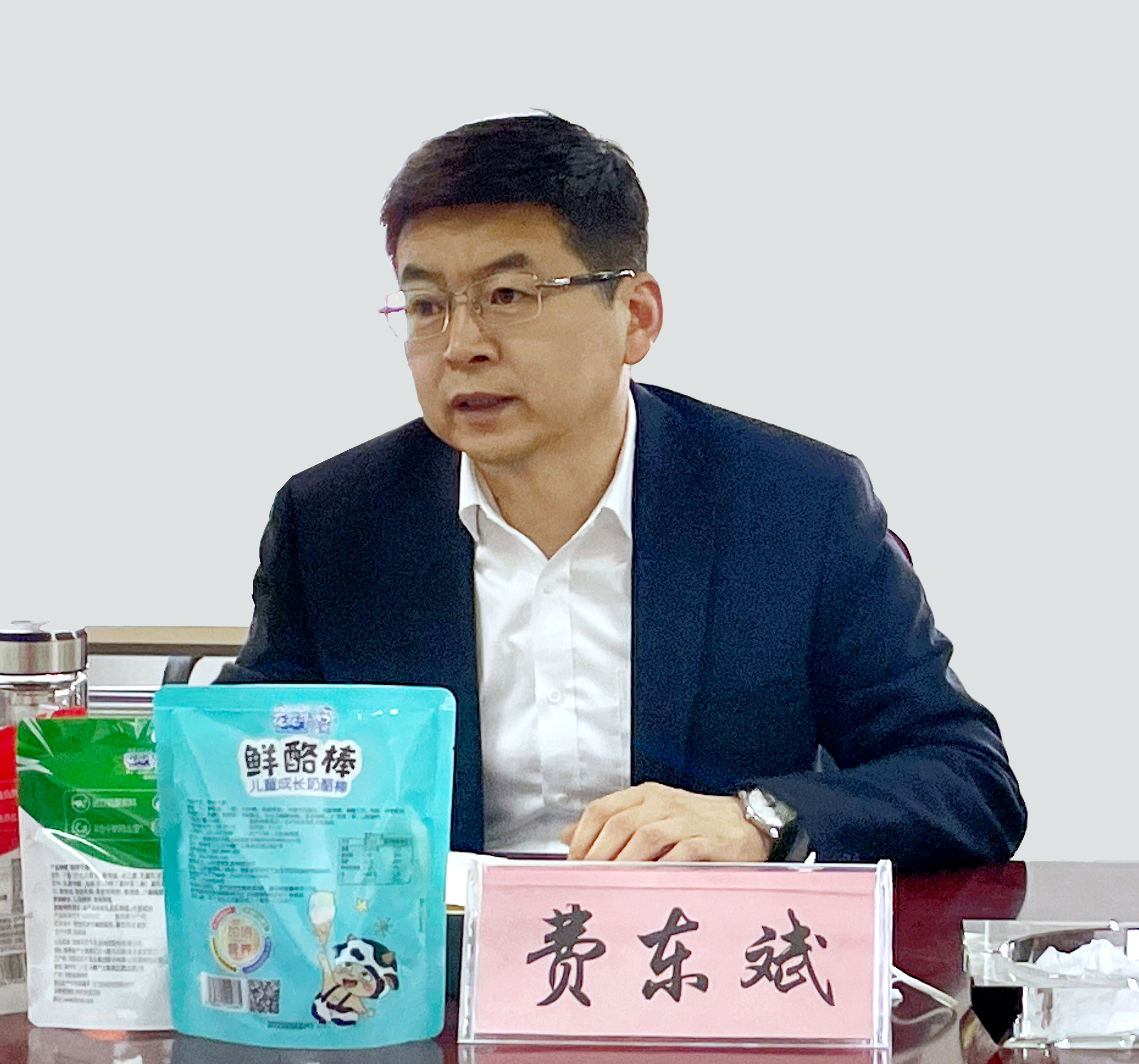 河南省委常委、副省長費(fèi)東斌蒞臨 花花牛乳業(yè)集團(tuán)調(diào)研