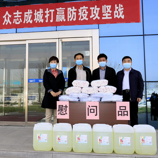 鄭州市人大副主任孫黎、市政府副市長李喜安一行 蒞臨花花牛開展“三送一強(qiáng)”活動